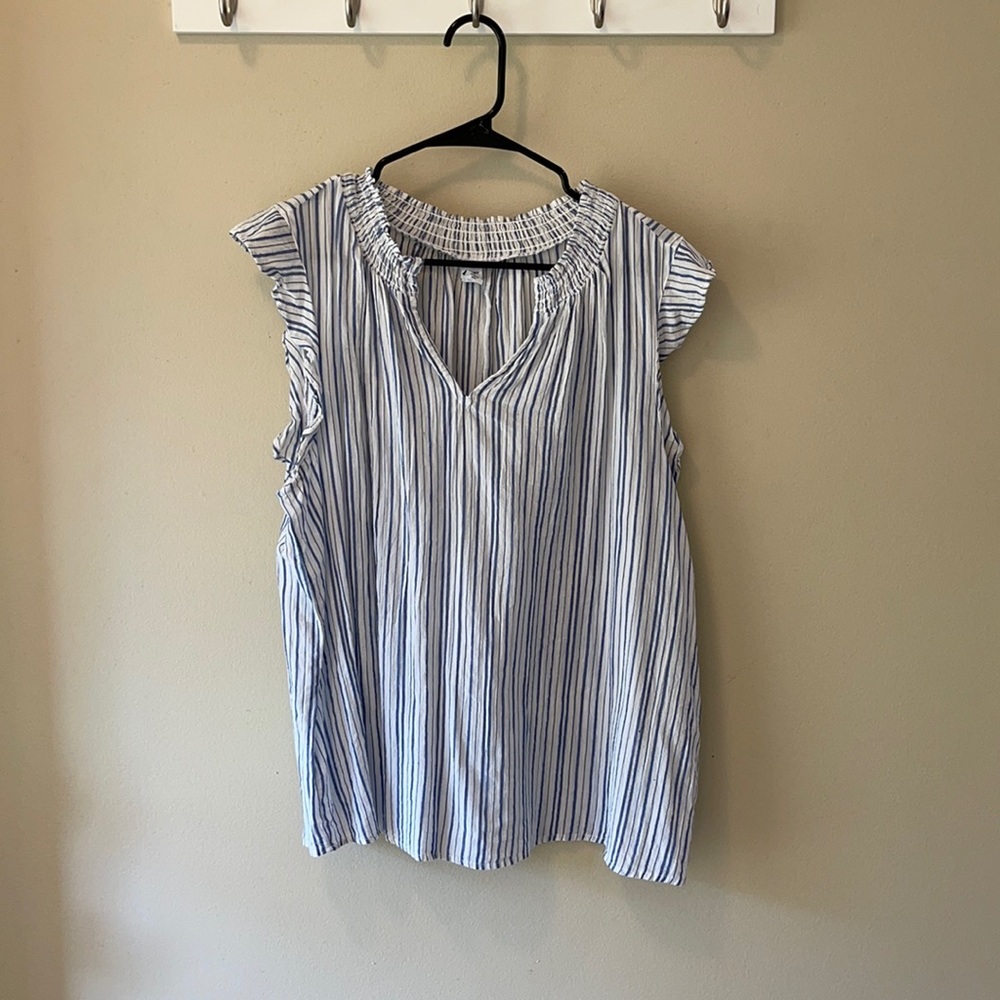 Old navy top